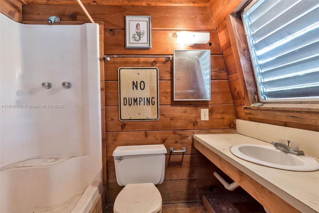 Недавно продано: $1,850,000 (3 спален, 2 ванн, 960 Квадратных фут)