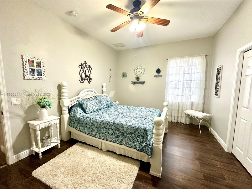 For Sale: $980,000 (4 beds, 3 baths, 3118 Square Feet)