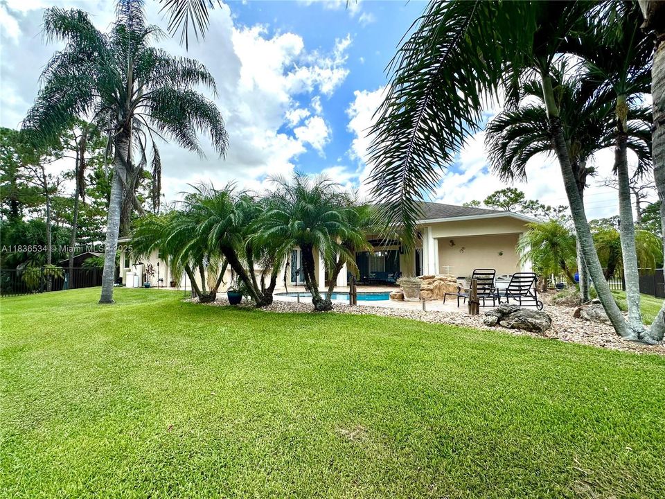 For Sale: $980,000 (4 beds, 3 baths, 3118 Square Feet)