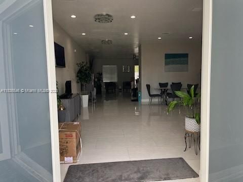 Недавно продано: $619,000 (4 спален, 3 ванн, 2608 Квадратных фут)