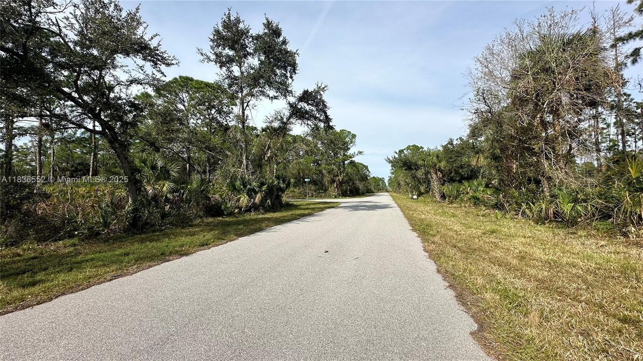На продажу: $50,000 (0.02 acres)