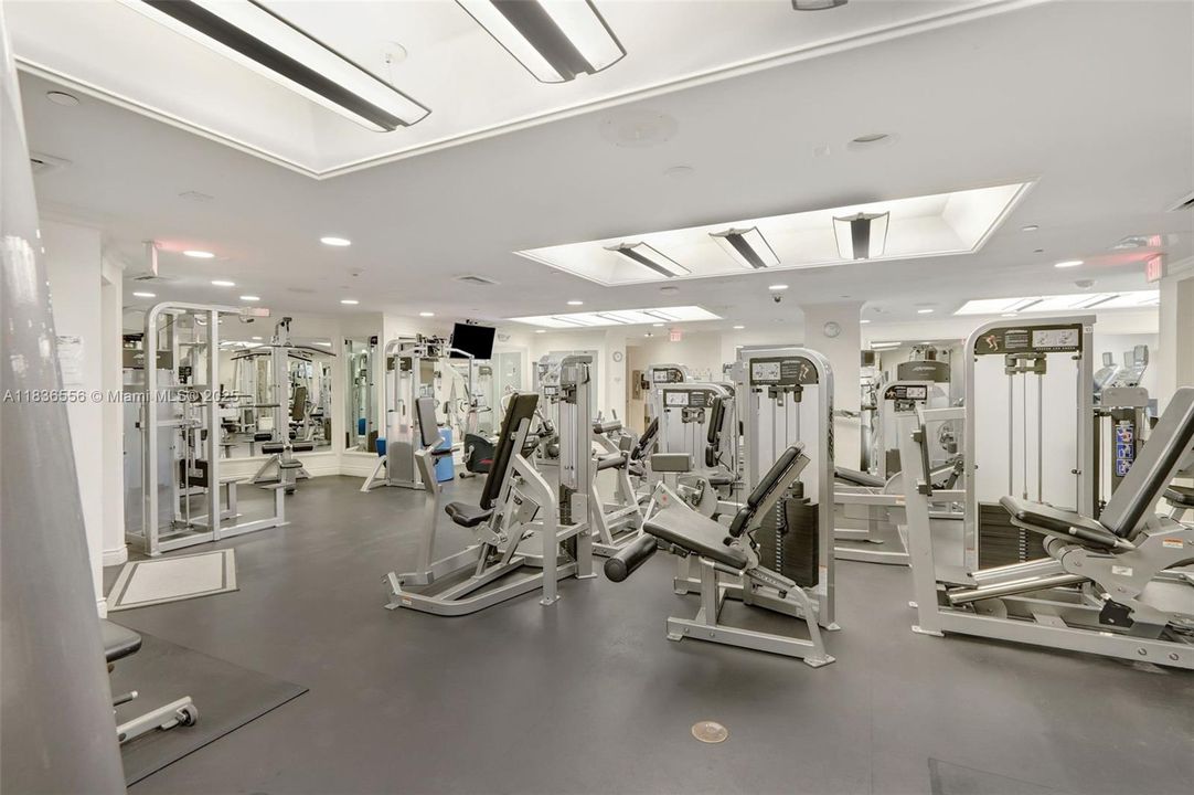 合同活跃: $1,795,000 (2 贝兹, 2 浴室, 1782 平方英尺)