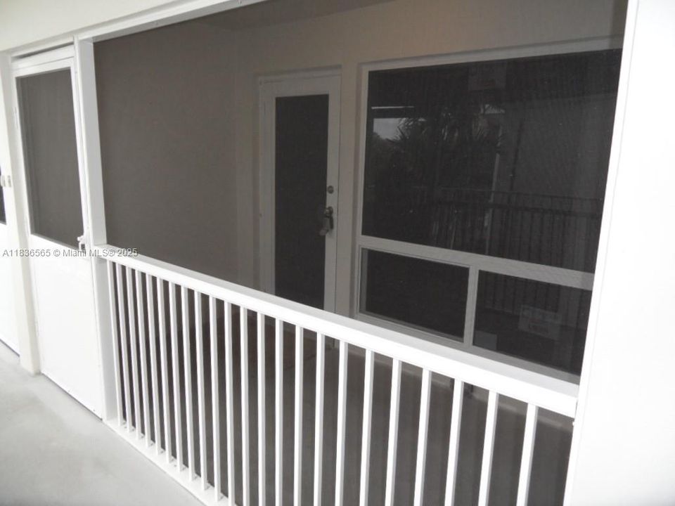 Recientemente alquilado: $1,600 (1 camas, 1 baños, 641 Pies cuadrados)