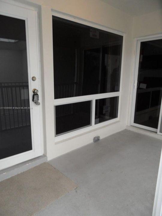 Recientemente alquilado: $1,600 (1 camas, 1 baños, 641 Pies cuadrados)