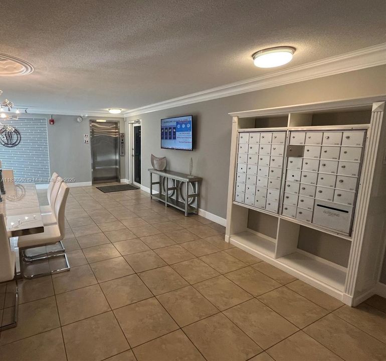 Recientemente alquilado: $1,600 (1 camas, 1 baños, 641 Pies cuadrados)