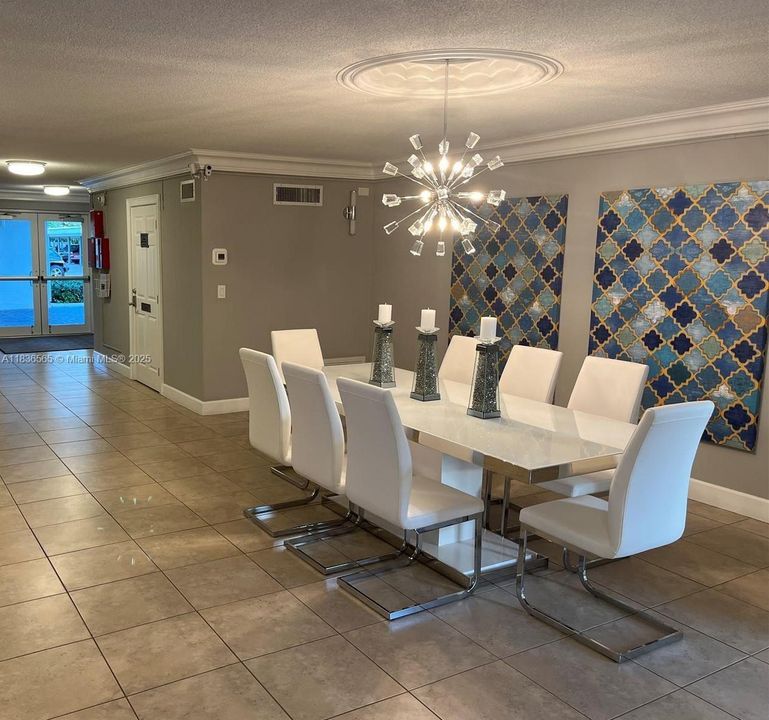 Recientemente alquilado: $1,600 (1 camas, 1 baños, 641 Pies cuadrados)