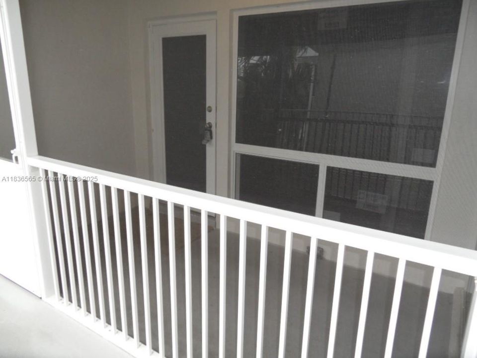 Recientemente alquilado: $1,600 (1 camas, 1 baños, 641 Pies cuadrados)