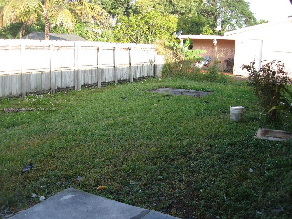 Recently Rented: $2,950 (4 beds, 2 baths, 1425 Square Feet)