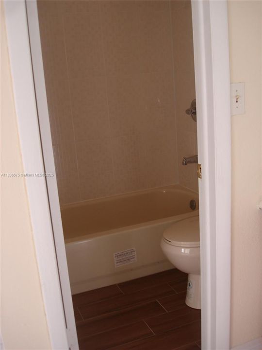 Recently Rented: $2,950 (4 beds, 2 baths, 1425 Square Feet)