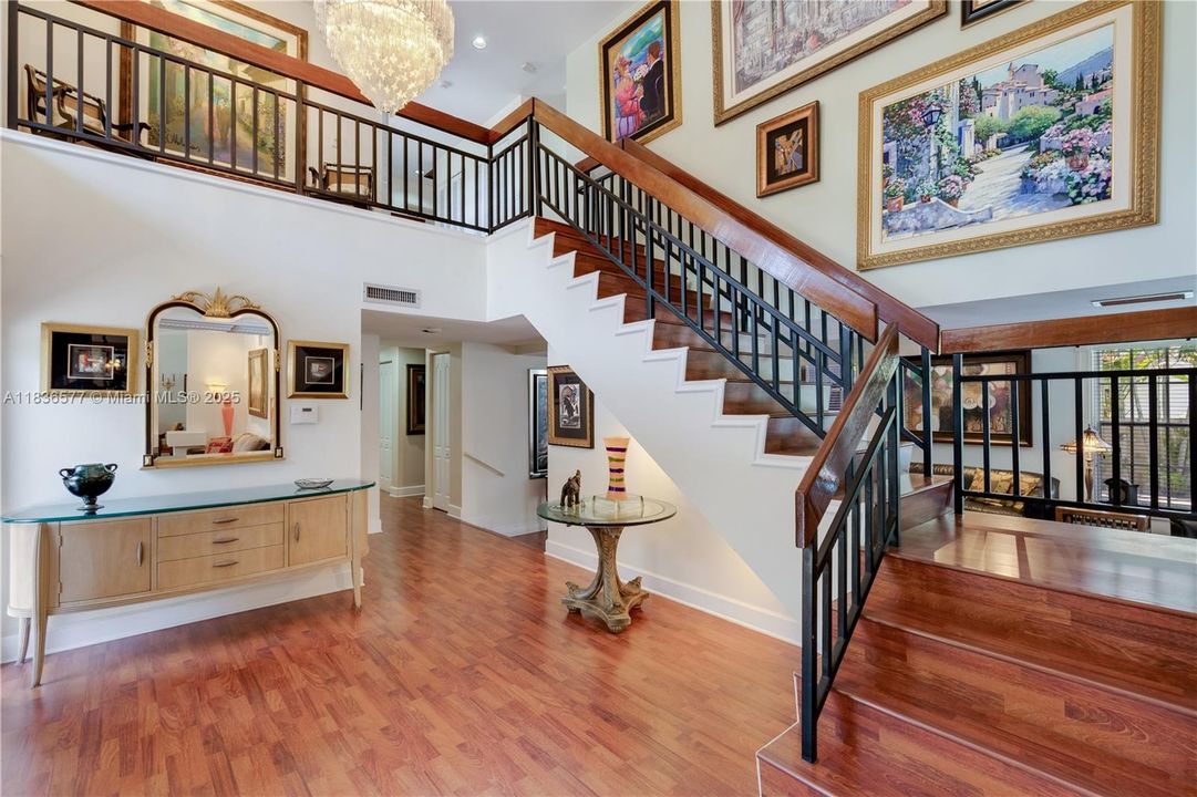 Recently Sold: $980,000 (5 beds, 3 baths, 3621 Square Feet)