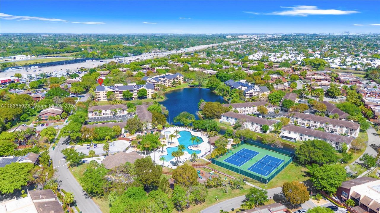 Recientemente alquilado: $33,300 (2 camas, 2 baños, 1310 Pies cuadrados)
