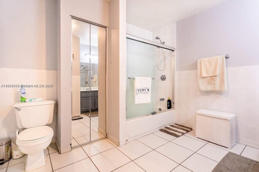 Recientemente alquilado: $33,300 (2 camas, 2 baños, 1310 Pies cuadrados)