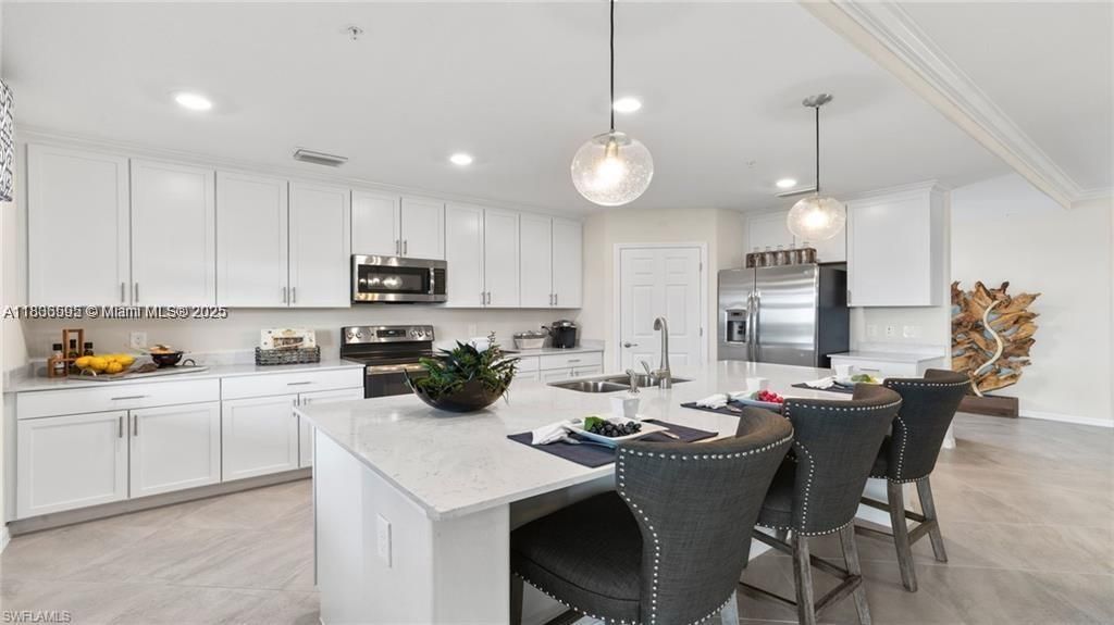 На продажу: $314,999 (3 спален, 2 ванн, 0 Квадратных фут)