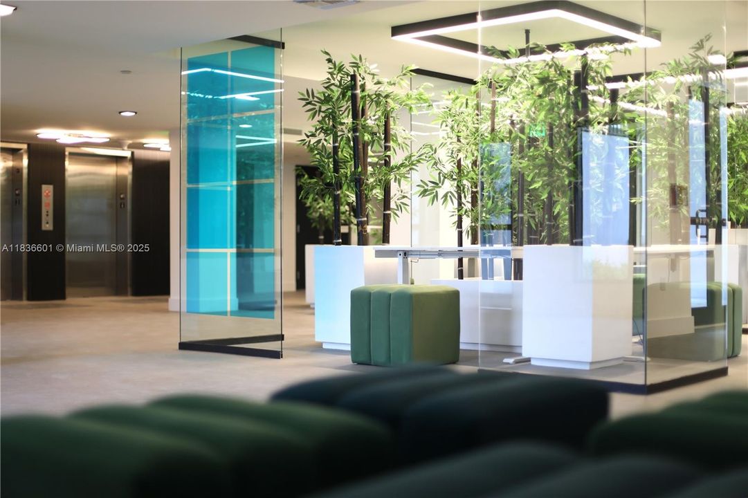 For Rent: $3,205 (2 beds, 2 baths, 1015 Square Feet)