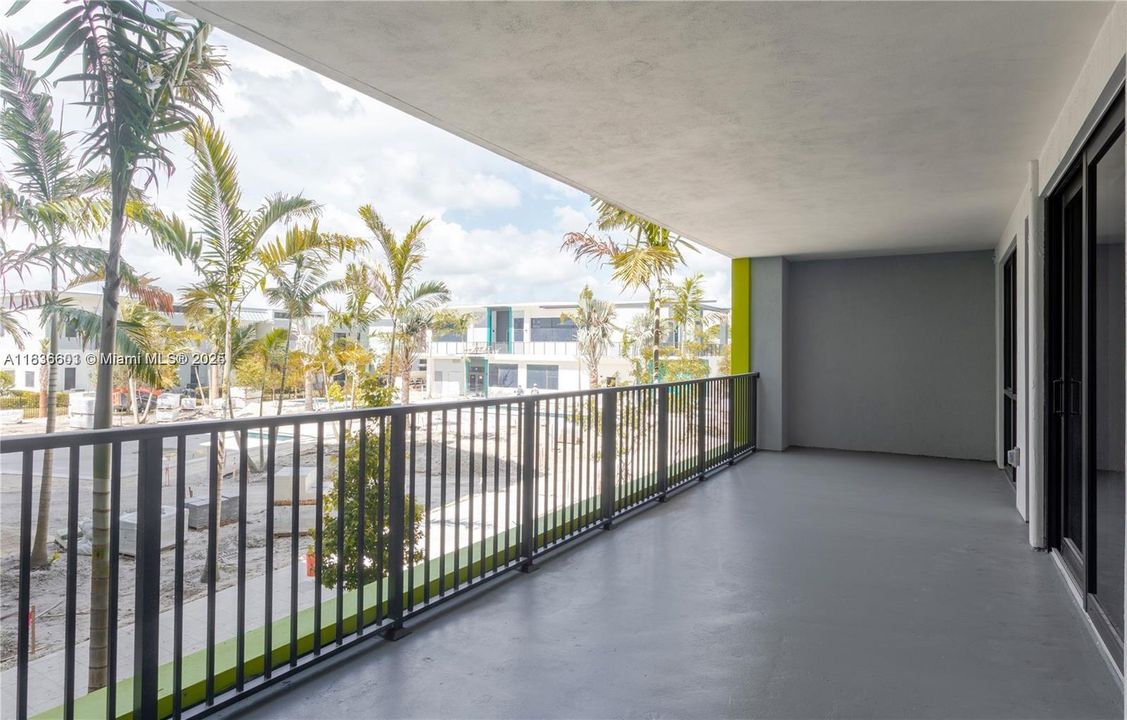 For Rent: $3,205 (2 beds, 2 baths, 1015 Square Feet)