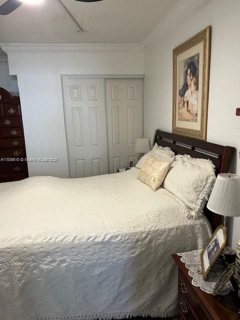 For Sale: $225,000 (2 beds, 1 baths, 1036 Square Feet)