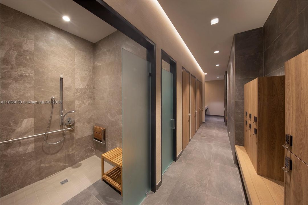 Active With Contract: $3,600 (2 beds, 2 baths, 937 Square Feet)