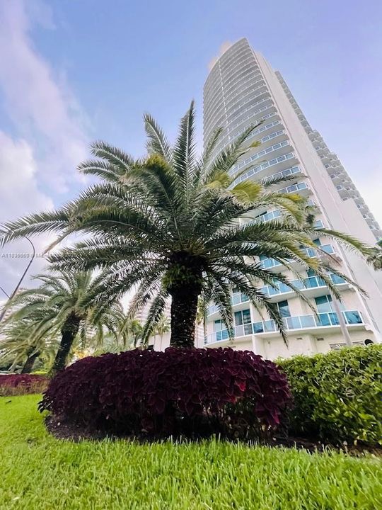 Vendido Recientemente: $1,250,000 (3 camas, 2 baños, 2050 Pies cuadrados)