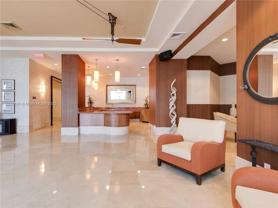 Vendido Recientemente: $1,250,000 (3 camas, 2 baños, 2050 Pies cuadrados)