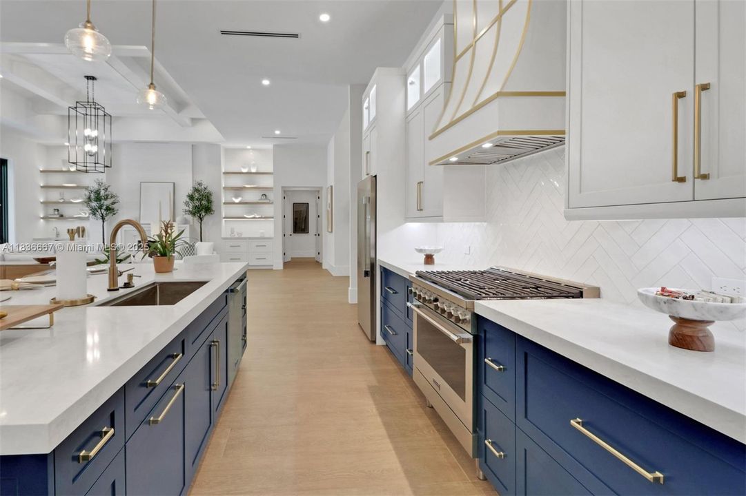 For Sale: $2,350,000 (5 beds, 4 baths, 0 Square Feet)