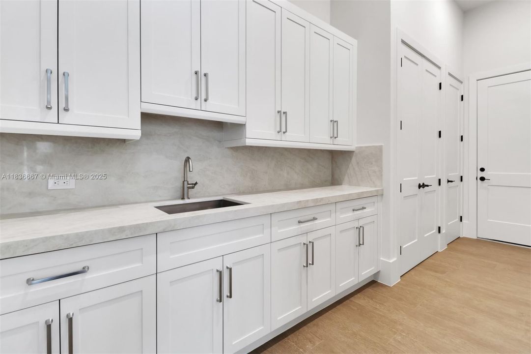 For Sale: $2,350,000 (5 beds, 4 baths, 0 Square Feet)