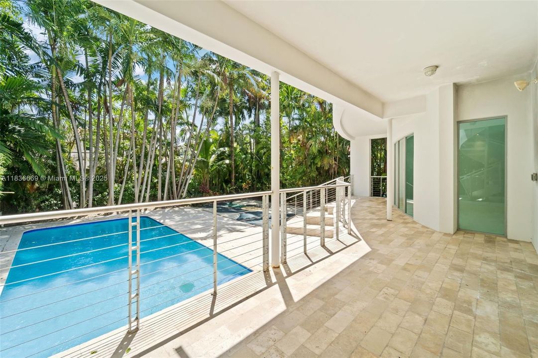 En Venta: $5,000,000 (4 camas, 4 baños, 4256 Pies cuadrados)