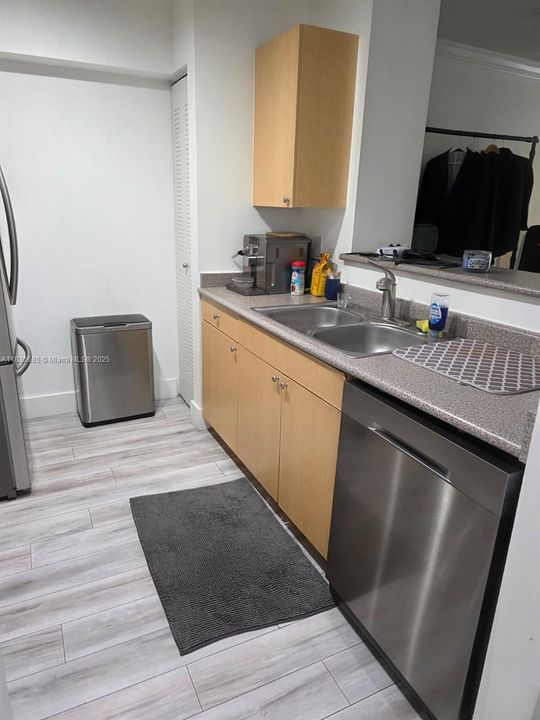 Vendido Recientemente: $260,000 (1 camas, 1 baños, 736 Pies cuadrados)