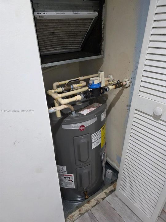 Vendido Recientemente: $260,000 (1 camas, 1 baños, 736 Pies cuadrados)