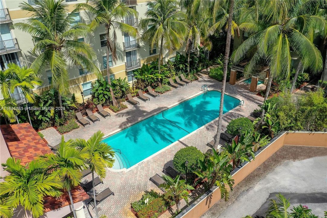 Vendido Recientemente: $260,000 (1 camas, 1 baños, 736 Pies cuadrados)