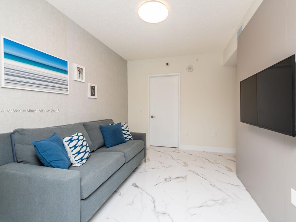 En Venta: $1,250,000 (2 camas, 3 baños, 1541 Pies cuadrados)