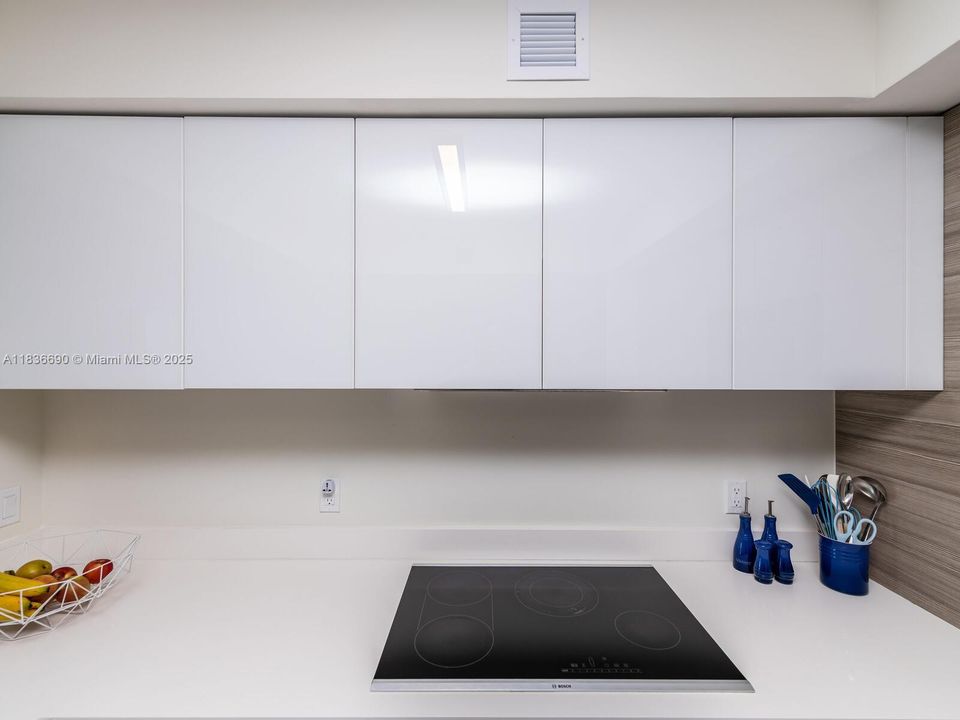 En Venta: $1,250,000 (2 camas, 3 baños, 1541 Pies cuadrados)