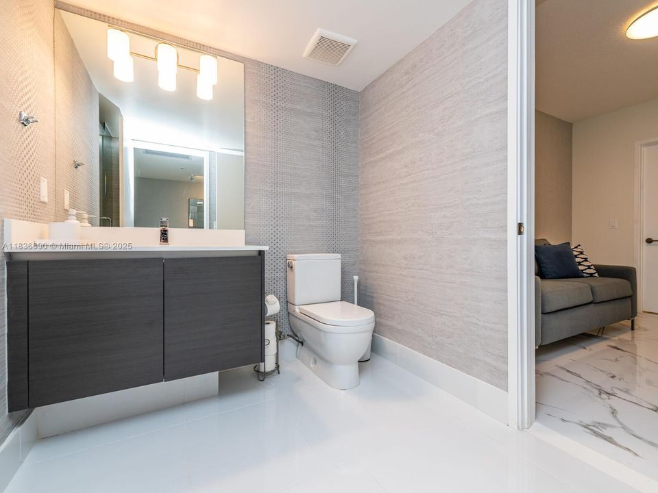 En Venta: $1,250,000 (2 camas, 3 baños, 1541 Pies cuadrados)