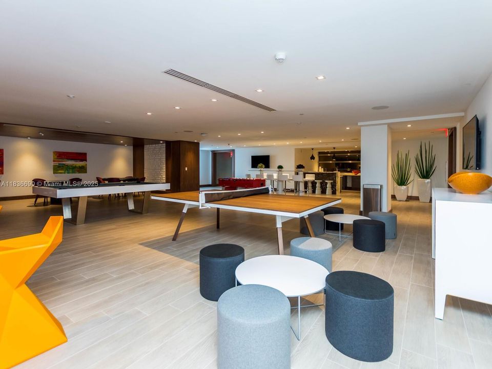 En Venta: $1,250,000 (2 camas, 3 baños, 1541 Pies cuadrados)