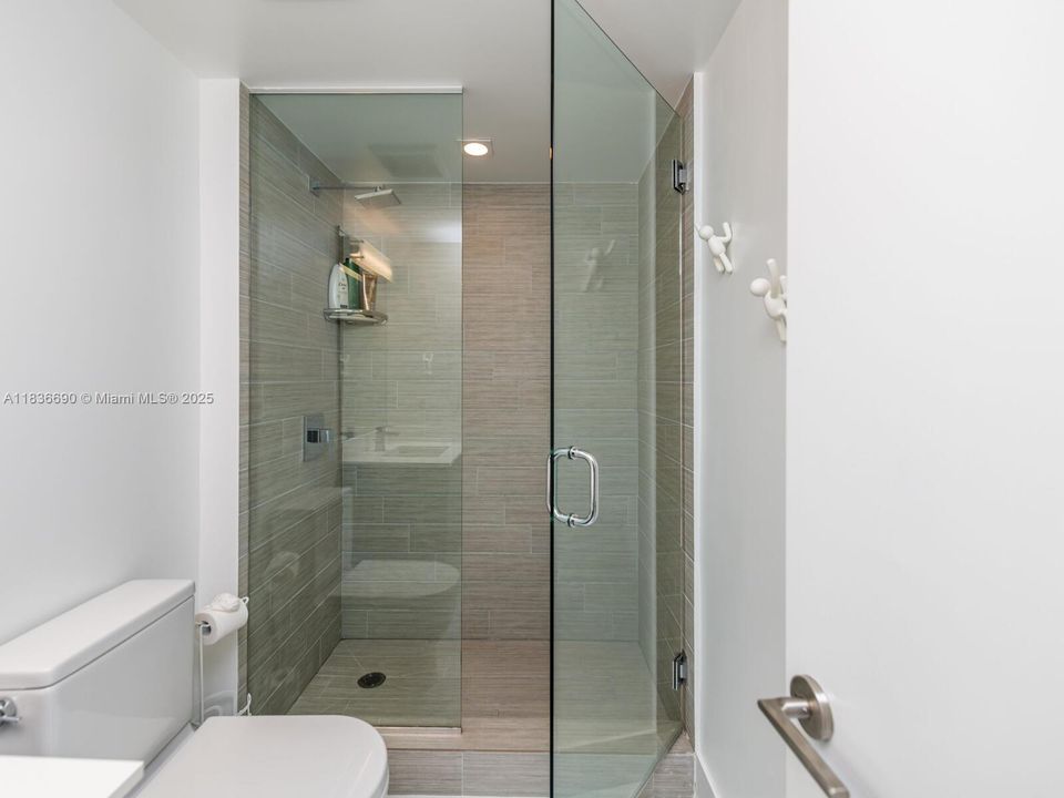 En Venta: $1,250,000 (2 camas, 3 baños, 1541 Pies cuadrados)