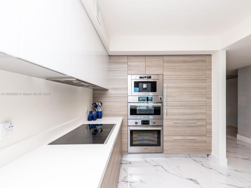 En Venta: $1,250,000 (2 camas, 3 baños, 1541 Pies cuadrados)