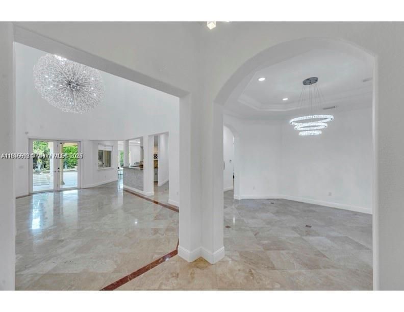 En Venta: $2,780,000 (4 camas, 5 baños, 3748 Pies cuadrados)