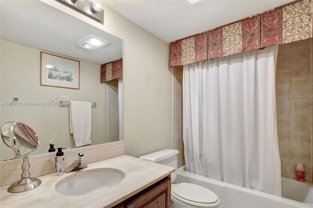 For Sale: $1,185,000 (3 beds, 3 baths, 3340 Square Feet)