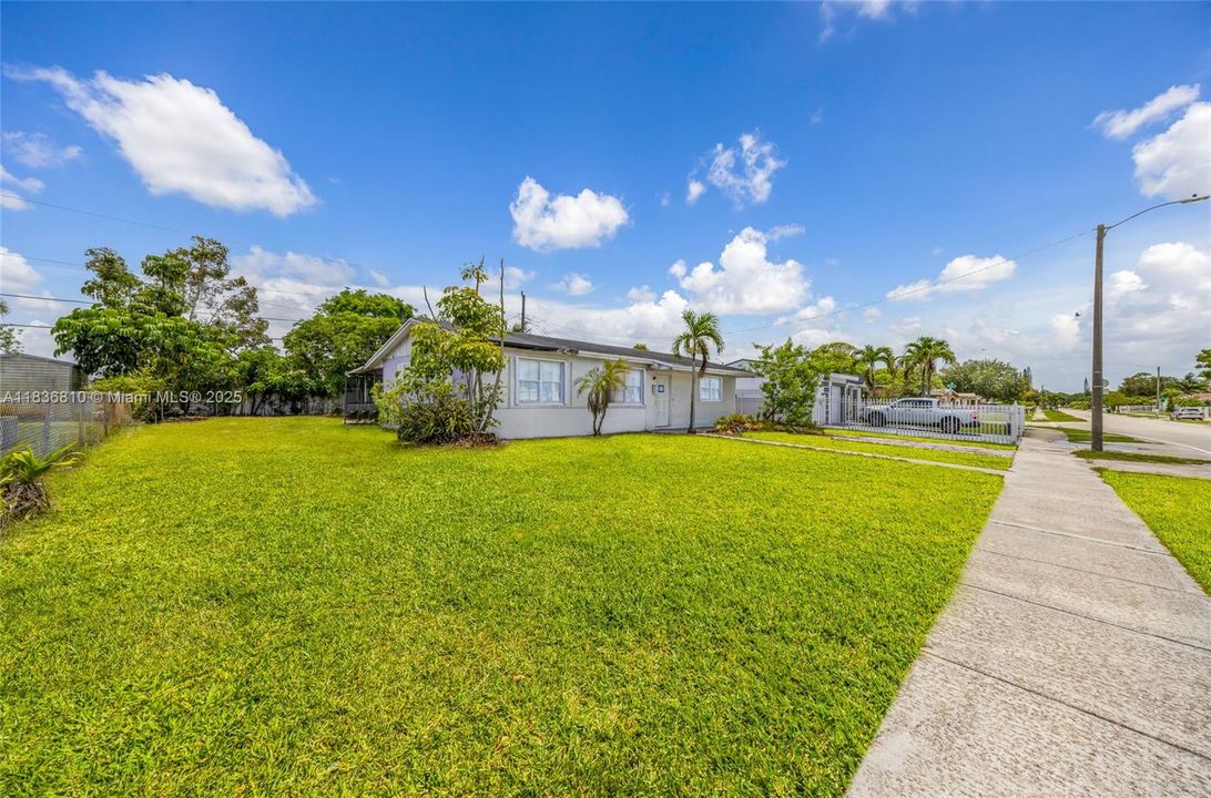 *Please note that the photos were enhanced*