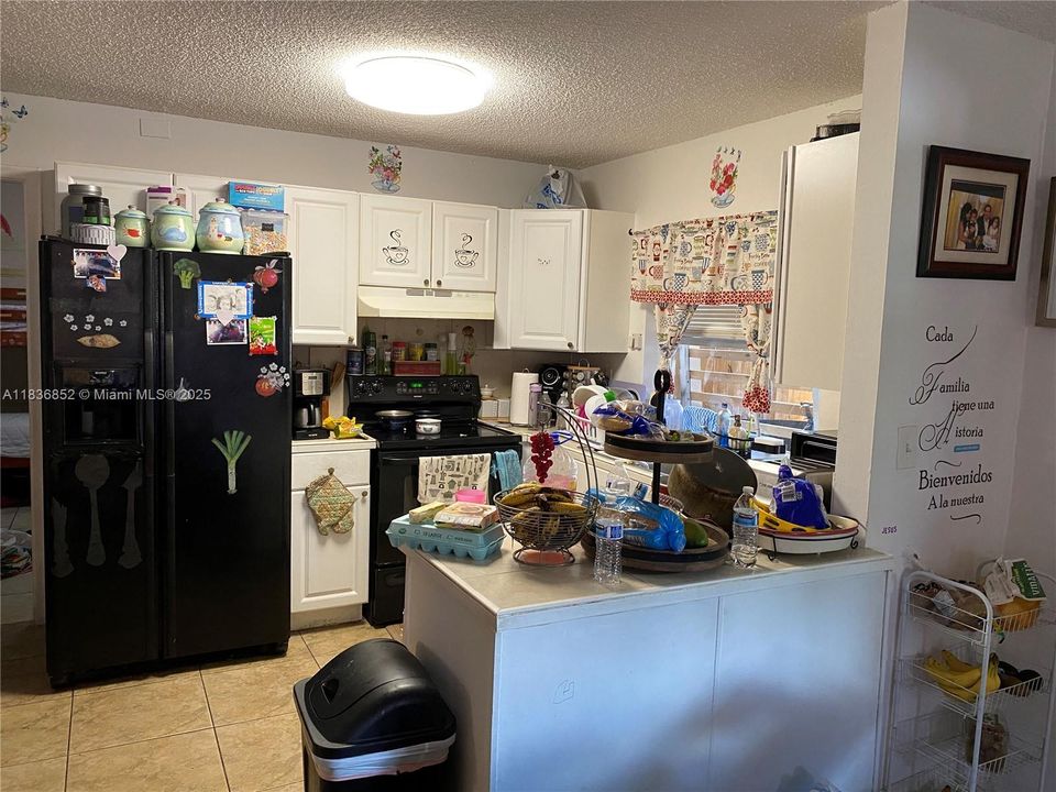 Recientemente alquilado: $1,950 (2 camas, 2 baños, 950 Pies cuadrados)