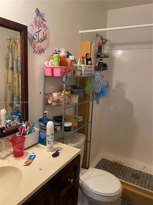 Recientemente alquilado: $1,950 (2 camas, 2 baños, 950 Pies cuadrados)