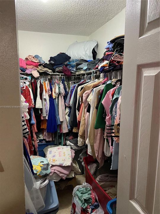 Recientemente alquilado: $1,950 (2 camas, 2 baños, 950 Pies cuadrados)