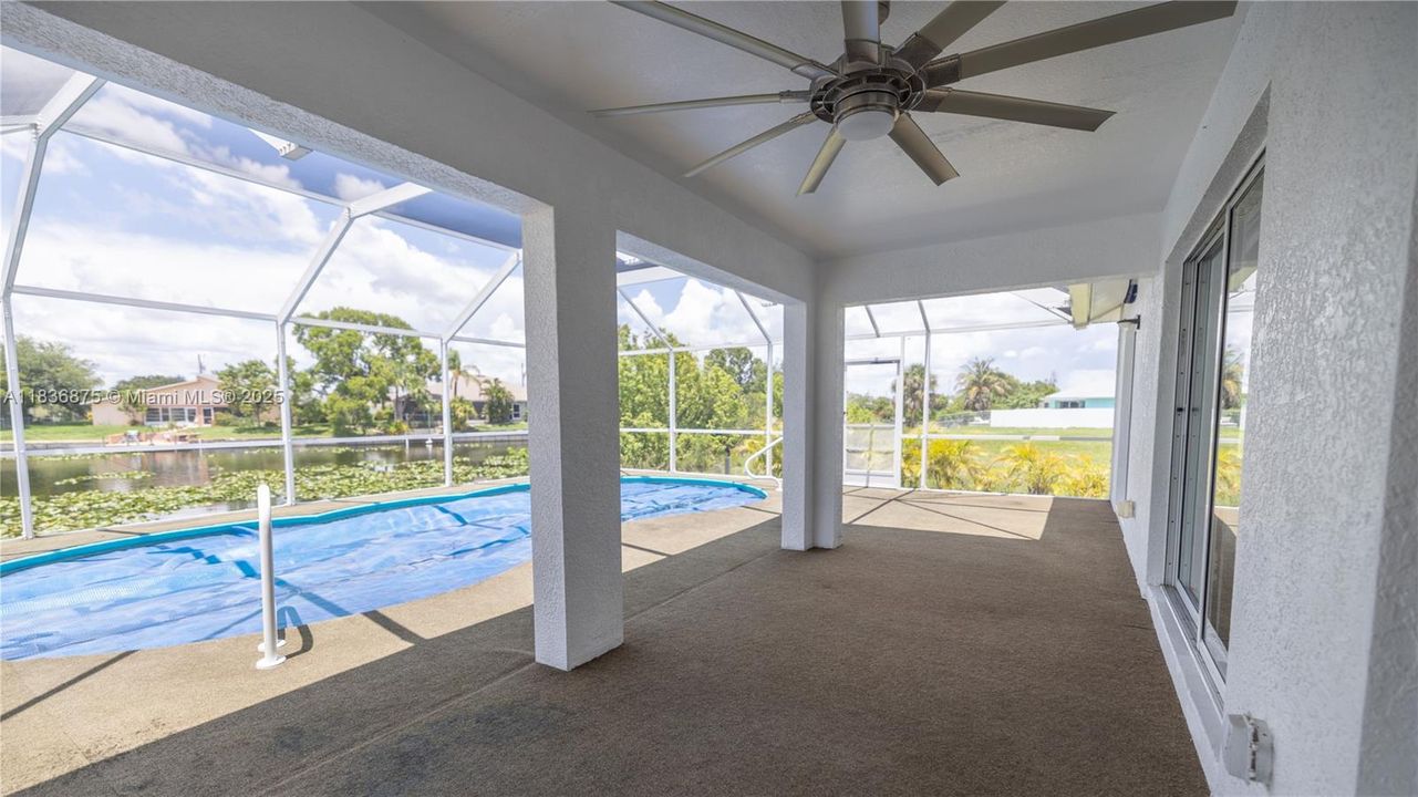 Recently Sold: $419,900 (4 beds, 2 baths, 1556 Square Feet)