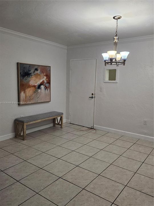 additional Foyer/dining