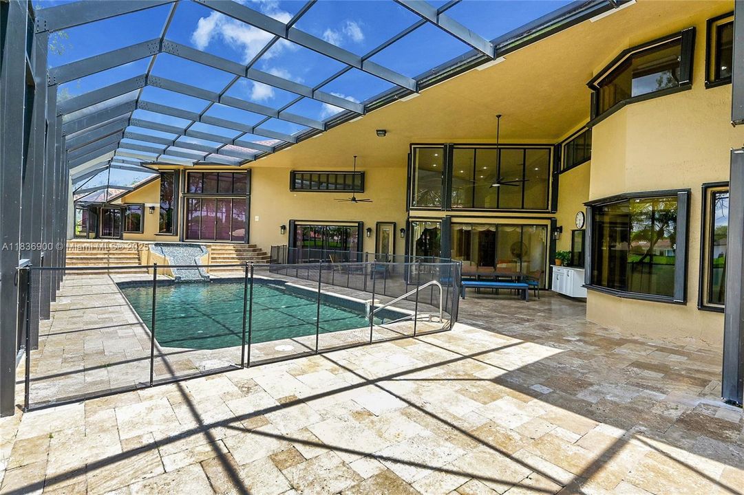 Features a Tile Slide off of the Spa!