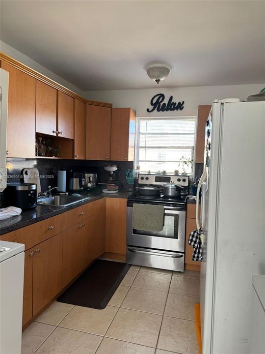 Vendido Recientemente: $225,000 (2 camas, 1 baños, 650 Pies cuadrados)