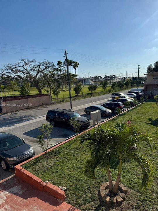 Vendido Recientemente: $225,000 (2 camas, 1 baños, 650 Pies cuadrados)