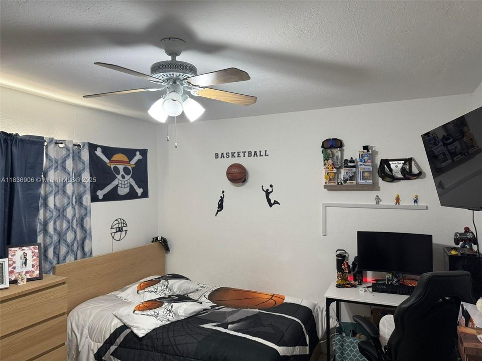 Vendido Recientemente: $225,000 (2 camas, 1 baños, 650 Pies cuadrados)