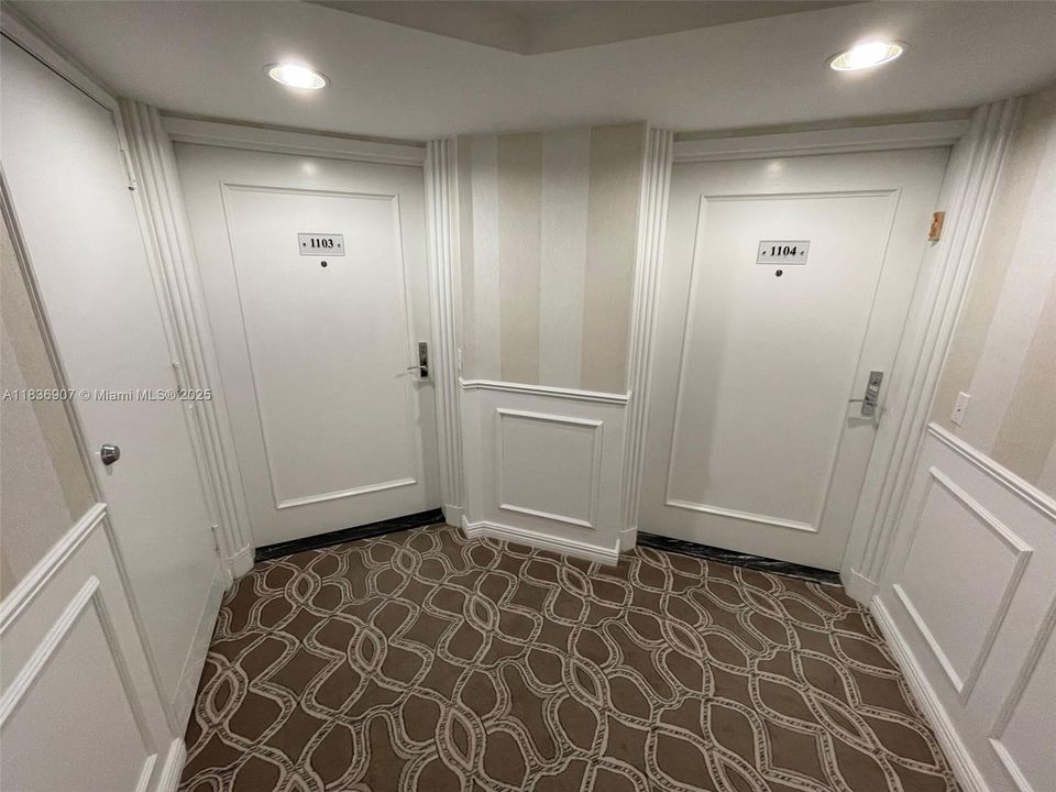 For Sale: $1,215,000 (3 beds, 3 baths, 2605 Square Feet)