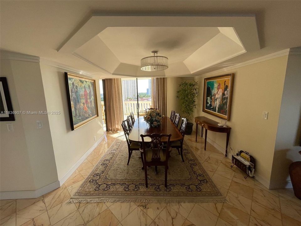 For Sale: $1,215,000 (3 beds, 3 baths, 2605 Square Feet)