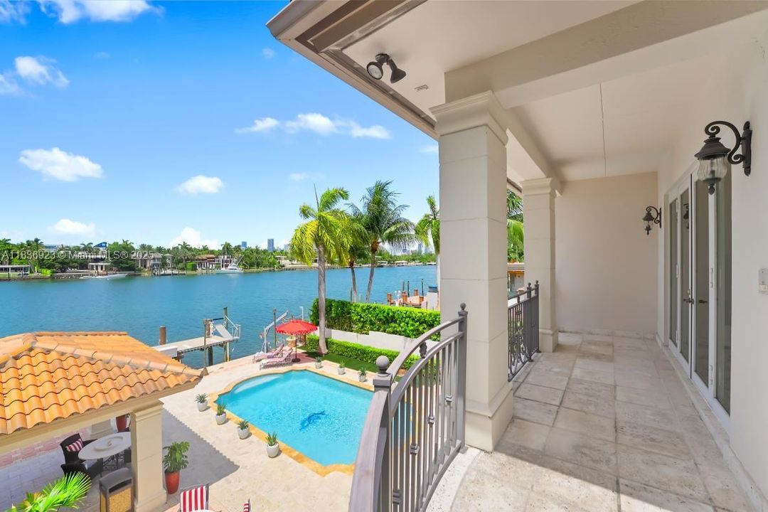 For Sale: $14,000,000 (6 beds, 5 baths, 5645 Square Feet)